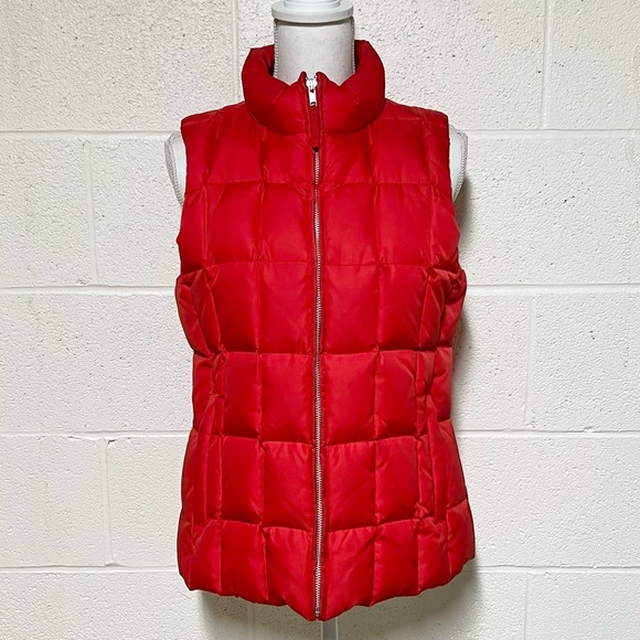 GAP Down-Filled Red Vest - Picture 1 of 16